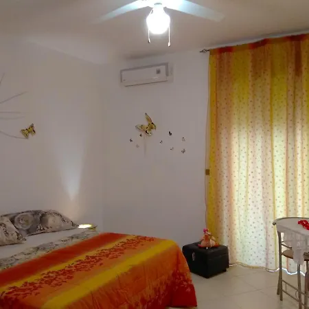 Allo Scrigno Bed & Breakfast *